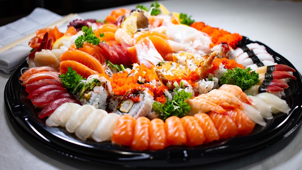 Marado Sushi | 7323 Yonge St, Thornhill, ON L3T 2B2, Canada | Phone: (905) 707-0546