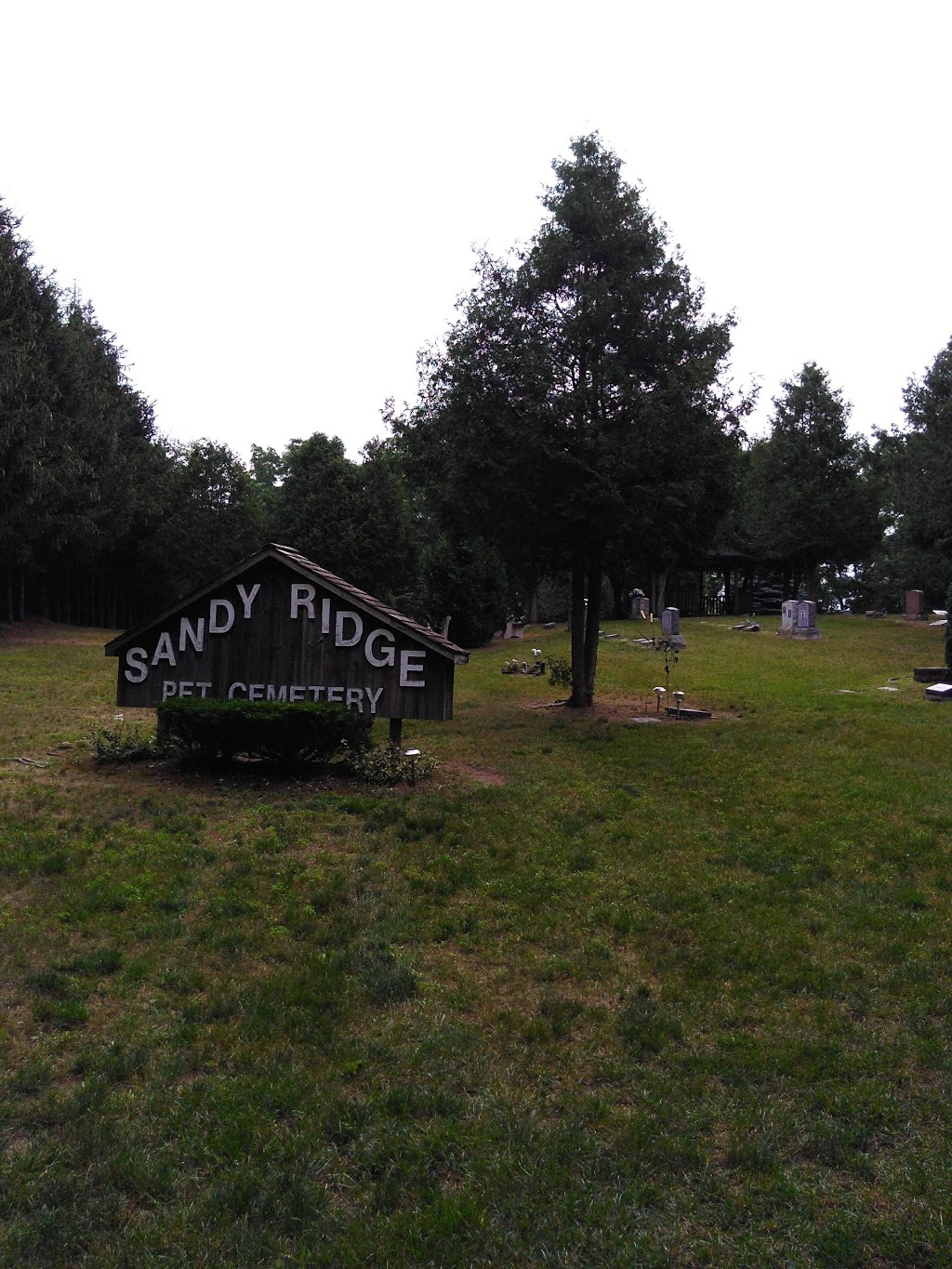 Sandy Ridge Pet Cemetery | 11210 Ridge Line, Eden, ON N0J 1H0, Canada | Phone: (800) 227-6915