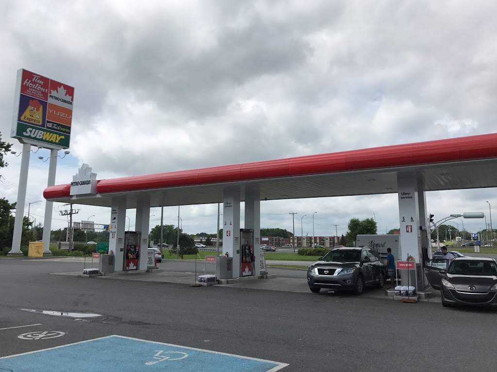 Petro-Canada | 517 Rue Vachon, Trois-Rivières, QC G8T 0C6, Canada | Phone: (819) 694-5669