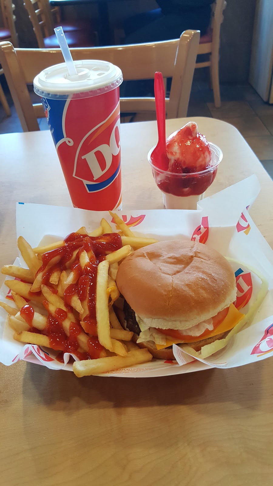 Dairy Queen Grill & Chill | 5907 Fraser St, Vancouver, BC V5W 2Z6, Canada | Phone: (604) 324-0248