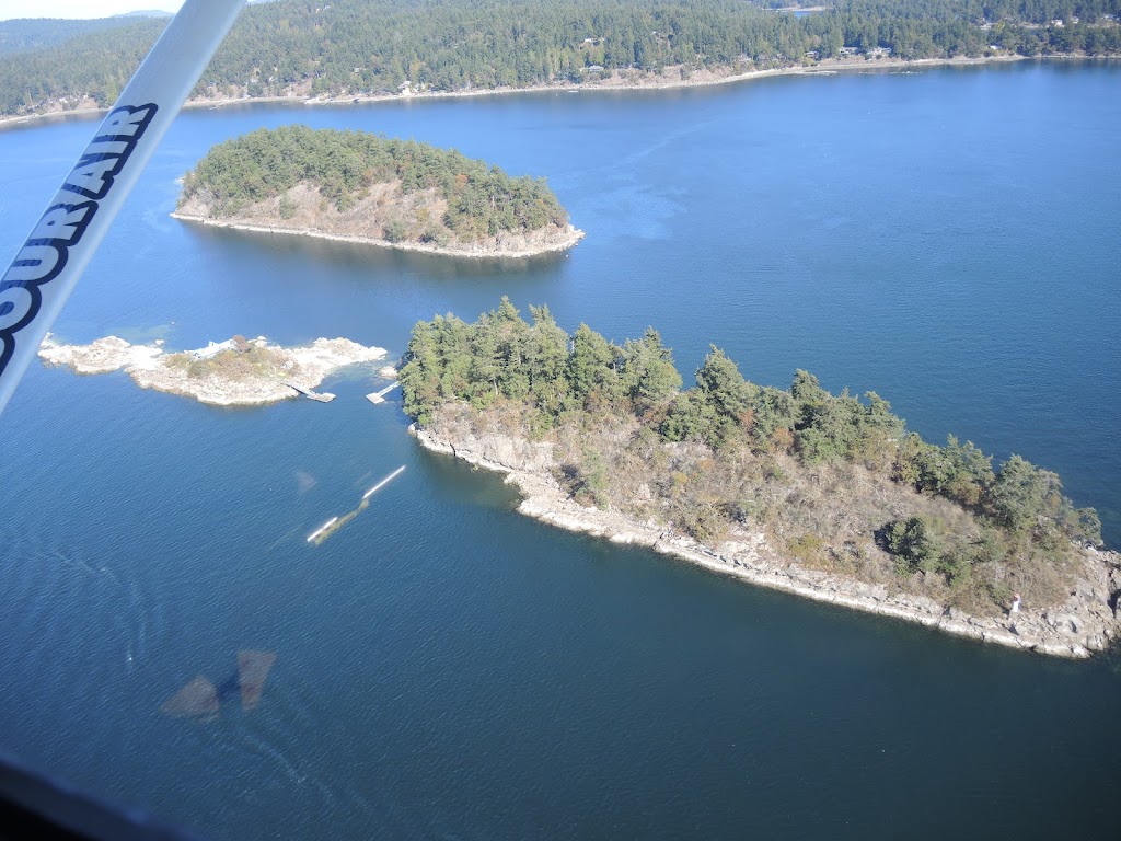 Churchill Beach | Canada, British Columbia, Salt Spring Island, ソルトスプリング島、ブリティッシュコロンビア州 | Phone: (866) 216-2936