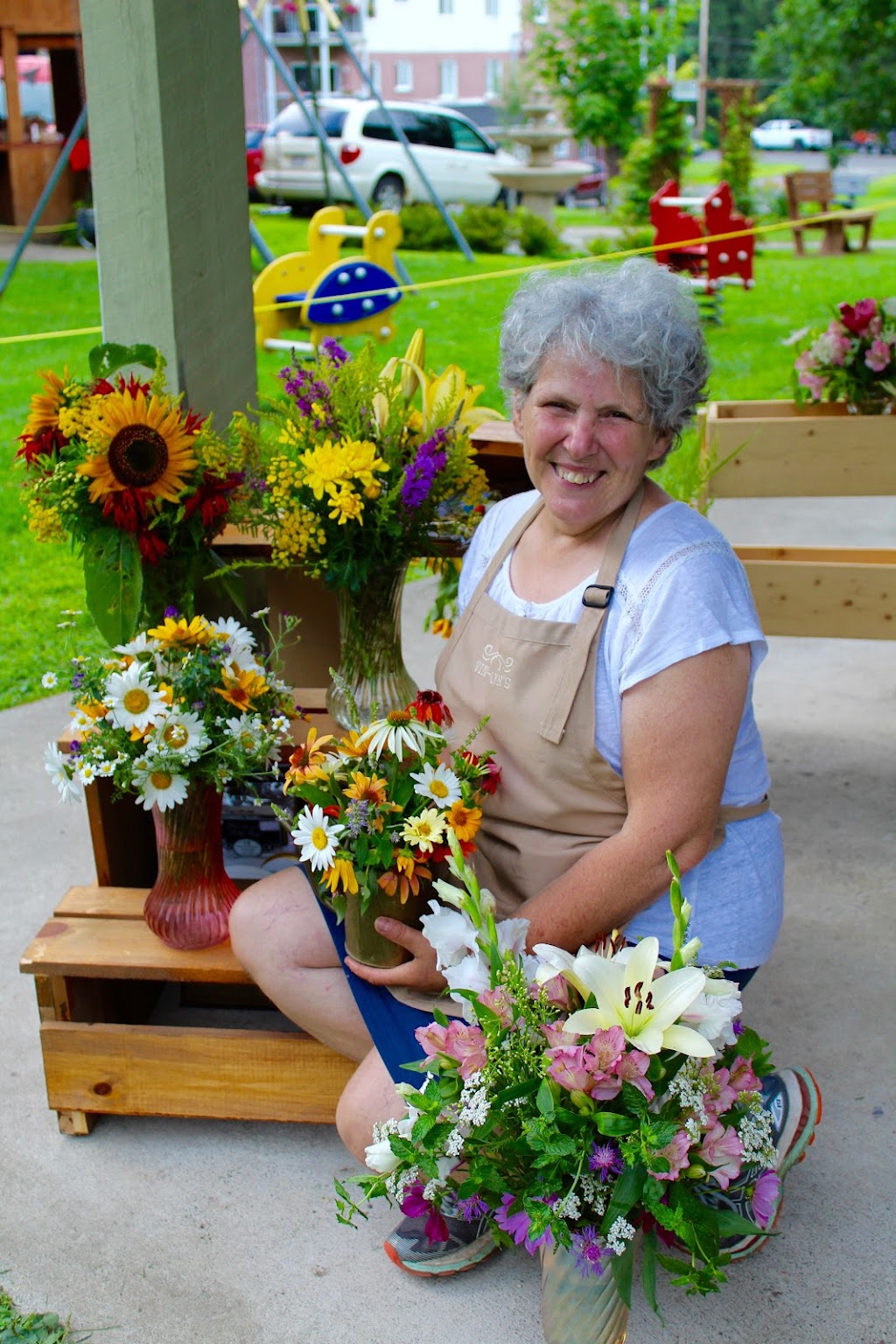 Marché public de Compton | derrière léglise,dans le Parc des Lions, 6747 Rte Louis-S.-Saint-Laurent, Compton, QC J0B 1L0, Canada | Phone: (819) 835-9463