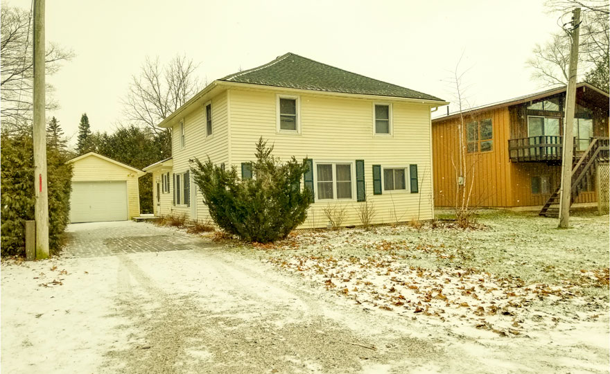 Sunshine Cottage - Cottage Rental | 48 Howard St W, Bayfield, ON N0M 1G0, Canada | Phone: (519) 440-3297