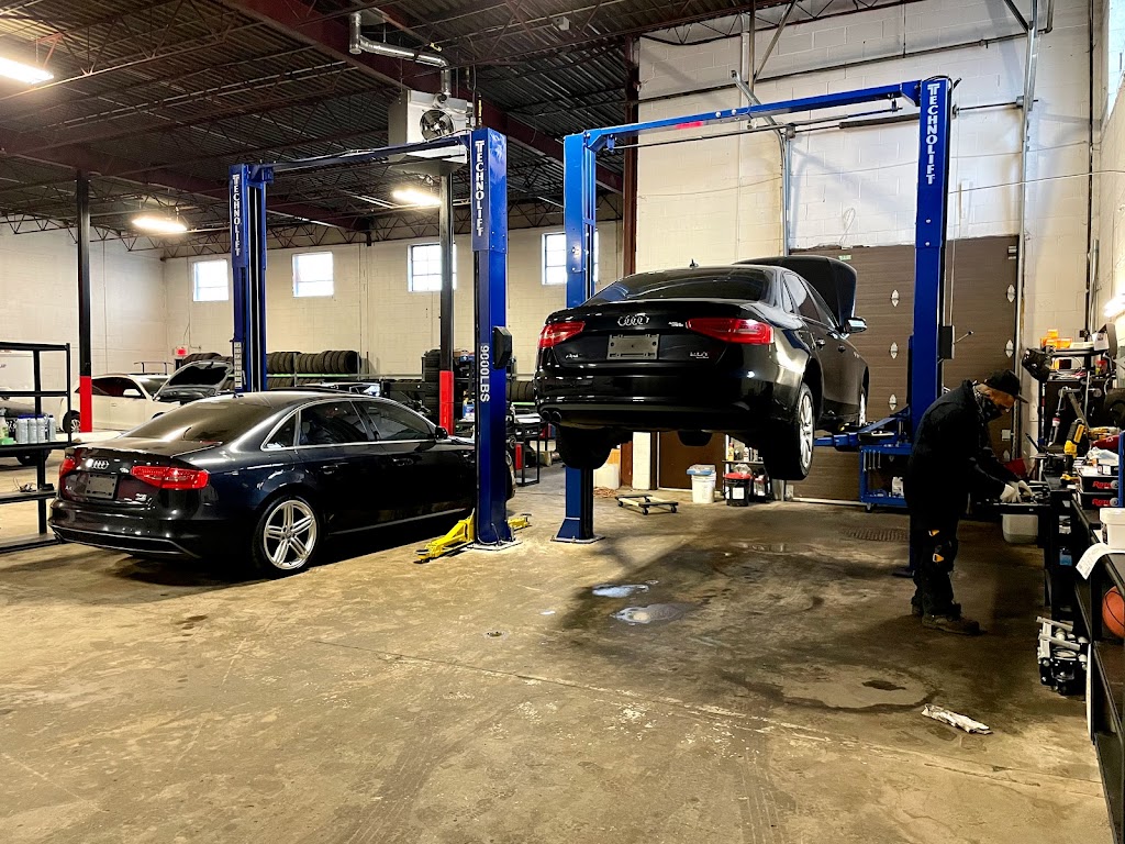 Autos et Frères | 2365 Chemin St François, Dorval, QC H9P 1K3, Canada | Phone: (514) 683-2277