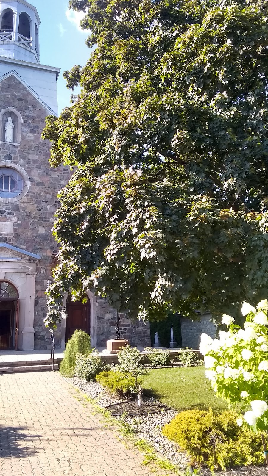 Parish Ste-Dorothée | Sainte-Dorothée, Laval, QC H7X 1E2, Canada | Phone: (450) 689-1291