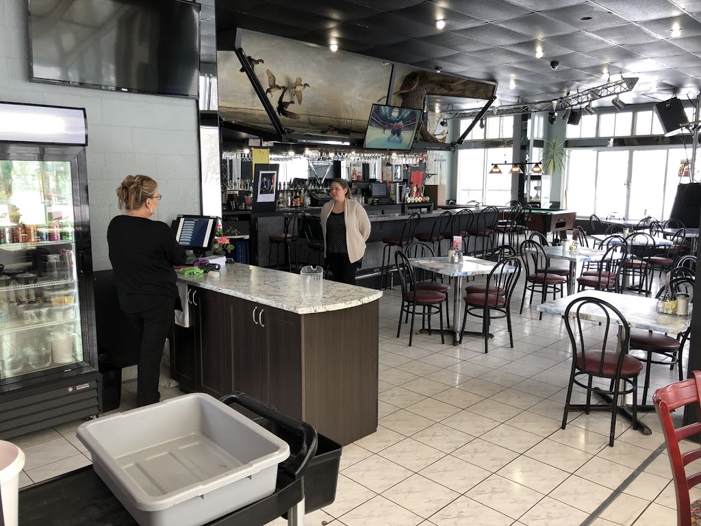 Cantine Ti-Ken | 1717 Chemin du Chenal-du-Moine, Sorel-Tracy, QC J3P 5N3, Canada | Phone: (450) 746-1244