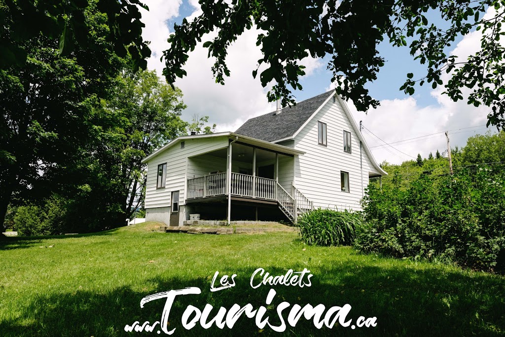 Les chalets Tourisma - Maison Familiale | 1105 Rang Saint-Paul, Saint-Léonard-de-Portneuf, QC G0A 4A0, Canada | Phone: (418) 399-9545