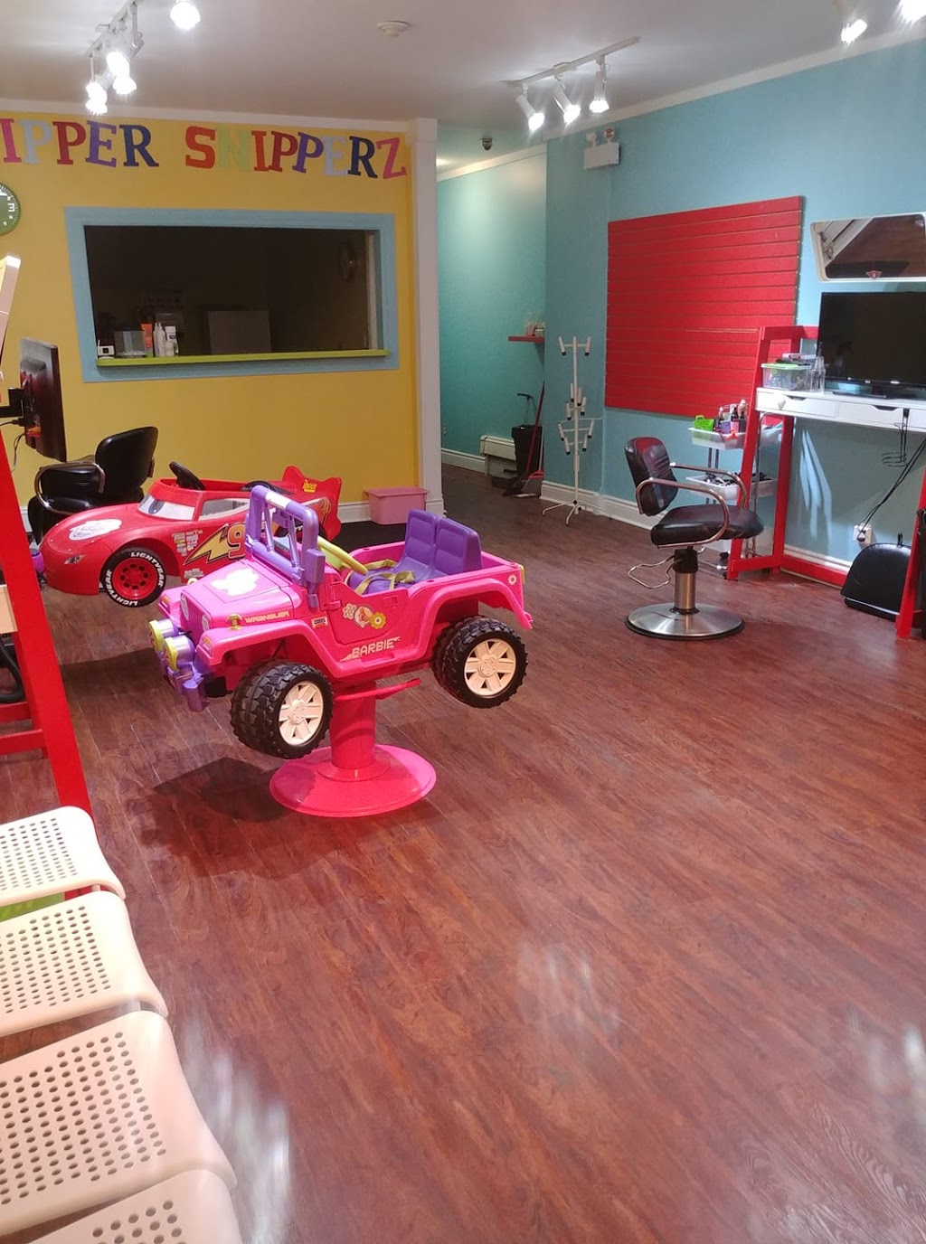 Whipper Snipperz Cuts for Kids | 1025 Unit 105, King St E, Cambridge, ON N3H 3P6, Canada | Phone: (519) 822-3200