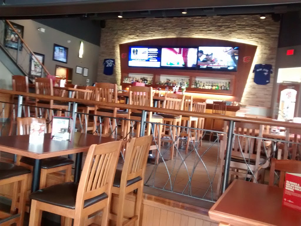 Boston Pizza | 15 Westside Dr, Cochrane, AB T4C 1M1, Canada | Phone: (403) 932-8000