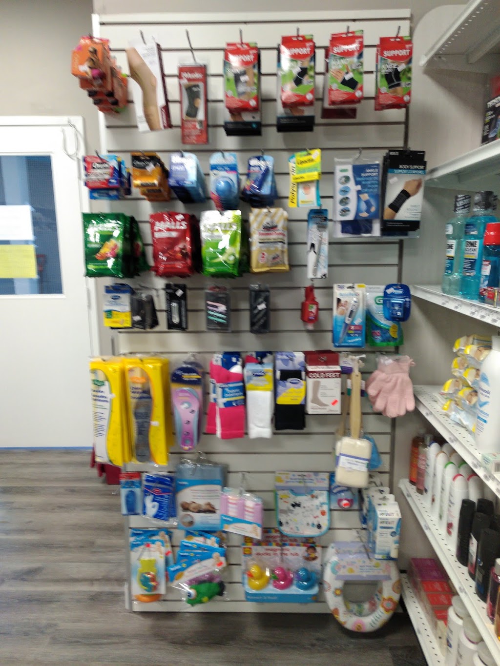 The Remedy Corner Pharmacy And Clinics | 300 Main St, Woodstock, ON N4S 1T9, Canada | Phone: (519) 290-8888