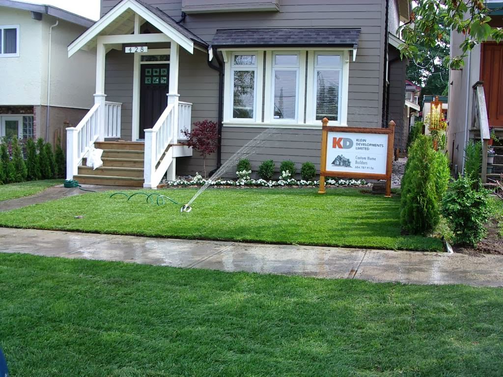 BC Instant Lawns and Landscapes | 3865 72 St, Delta, BC V4K 3N2, Canada | Phone: (604) 454-4954