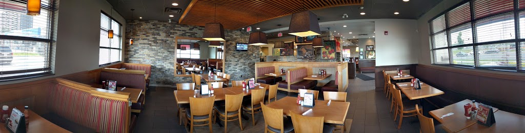 Swiss Chalet Rotisserie & Grill | 2990 Eglinton Ave E, Scarborough, ON M1J 2E4, Canada | Phone: (416) 438-3223