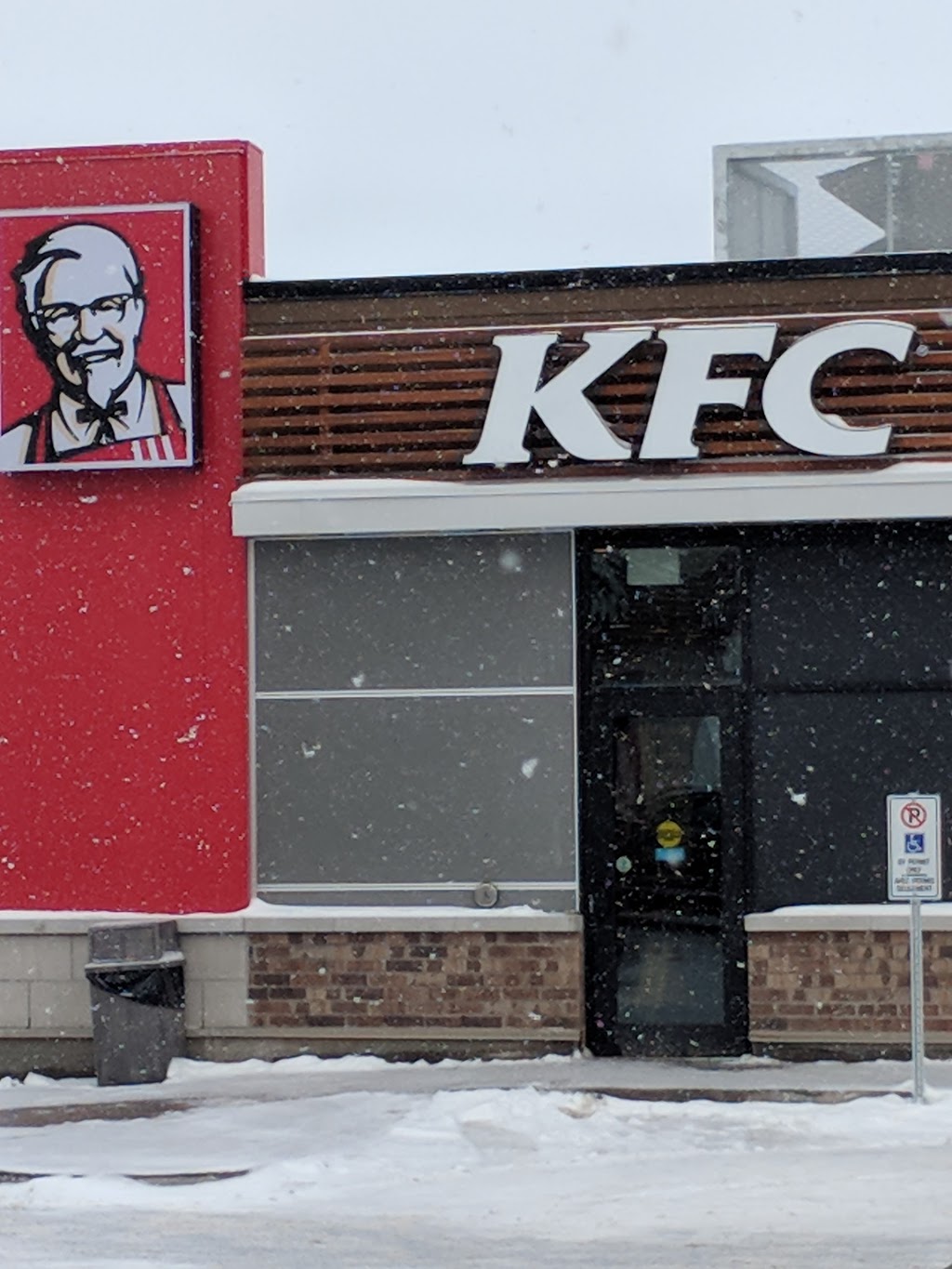 KFC | 1375 Trim Rd, Orléans, ON K4A 3P7, Canada | Phone: (613) 714-4485