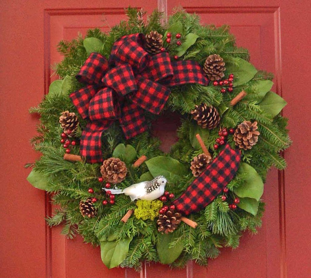 Vermont Designer Wreaths | 39 Hitchcock Dr, Newport, VT 05855, USA | Phone: (802) 673-6794