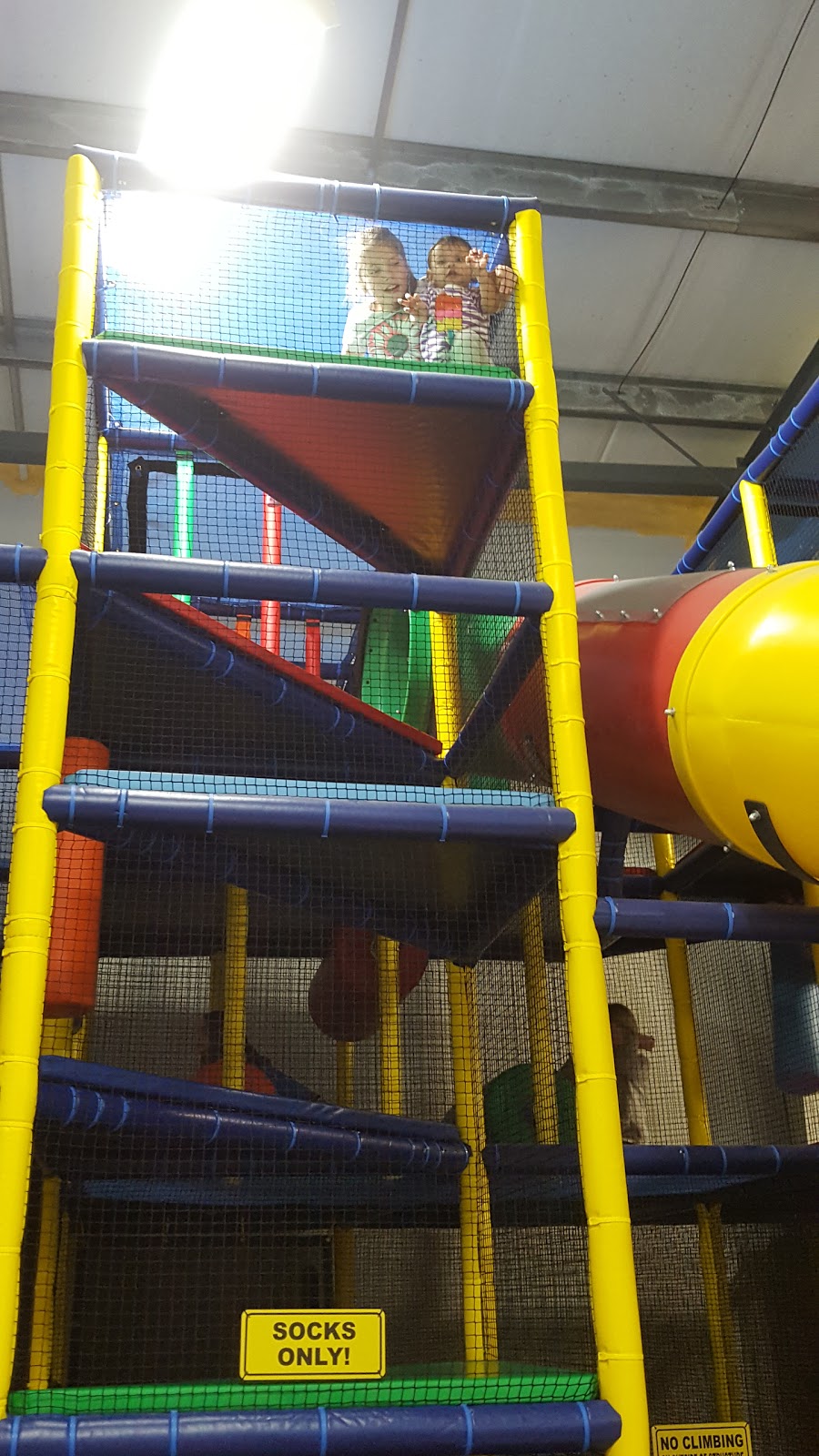 Kidzone Family Entertainment Centre and Bouncy Rentals | 277 Provincial Trunk Hwy 12, Steinbach, MB R5G 1T8, Canada | Phone: (204) 371-0001