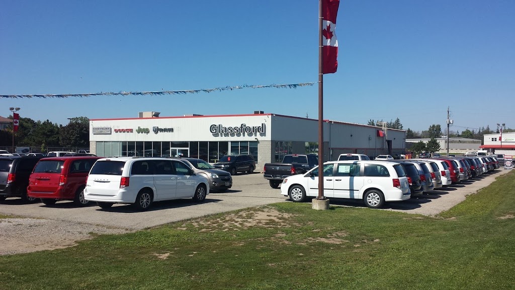 Glassford Chrysler | 30 Samnah Crescent, Ingersoll, ON N5C 3J7, Canada | Phone: (888) 839-2087