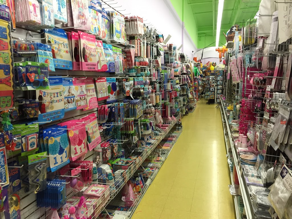 Value Town Party Supplies | 3238 King George Blvd #4, Surrey, BC V4P 1A5, Canada | Phone: (778) 294-8286