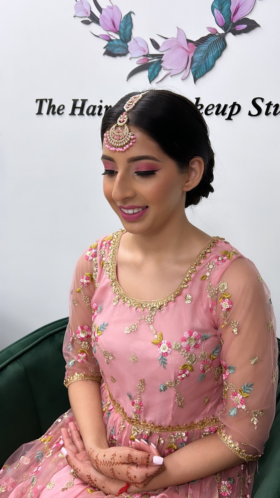 Clip and Blush beauty the makeup studio | 9990 The Gore Rd, Brampton, ON L6P 0A7, Canada | Phone: (647) 406-1792