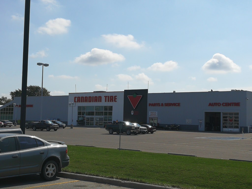 Canadian Tire - Wallaceburg, ON | 74 McNaughton Ave, Wallaceburg, ON N8A 1R9, Canada | Phone: (519) 627-4251