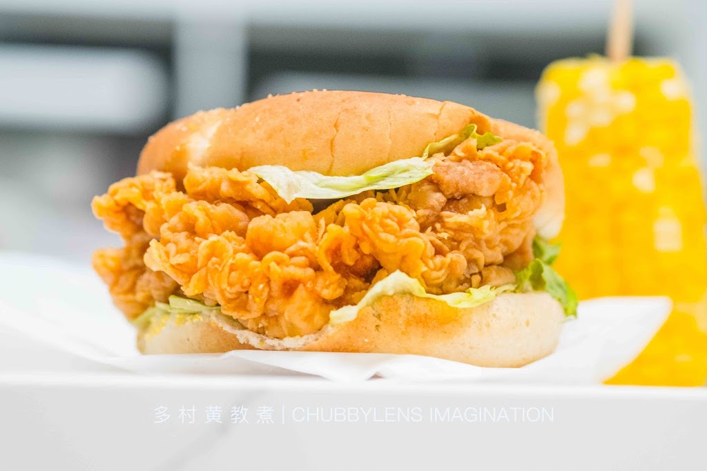 Super Chicken | 684 Denison St, Markham, ON L3R 1C1, Canada | Phone: (647) 390-9898