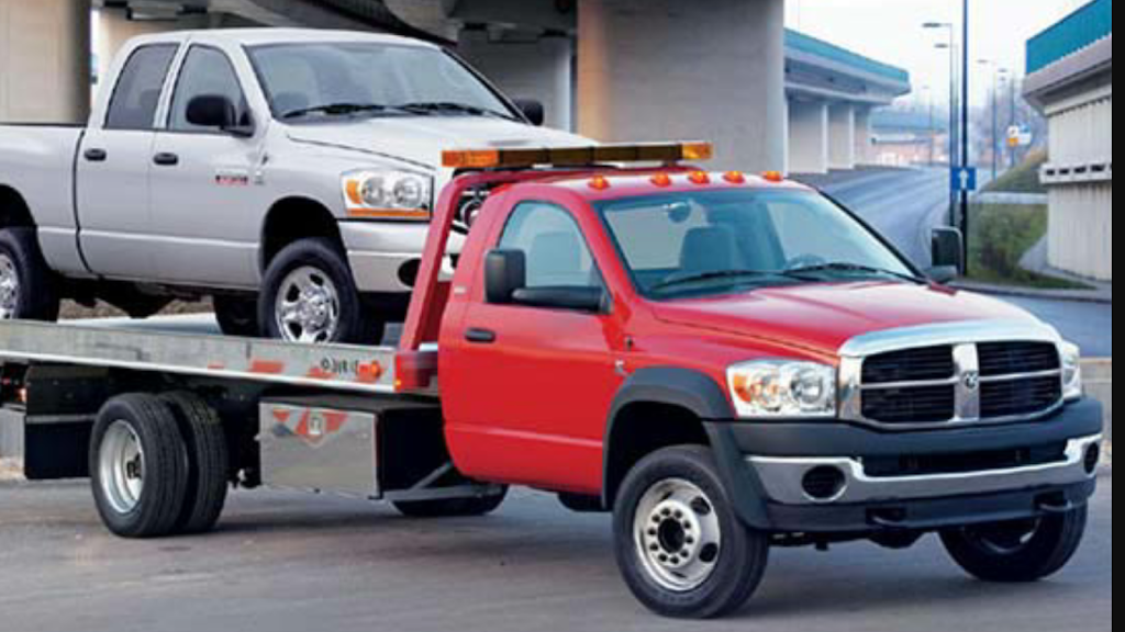 A bash towing | 4216 37 Ave NW, Edmonton, AB T6L 7C3, Canada | Phone: (780) 604-3459