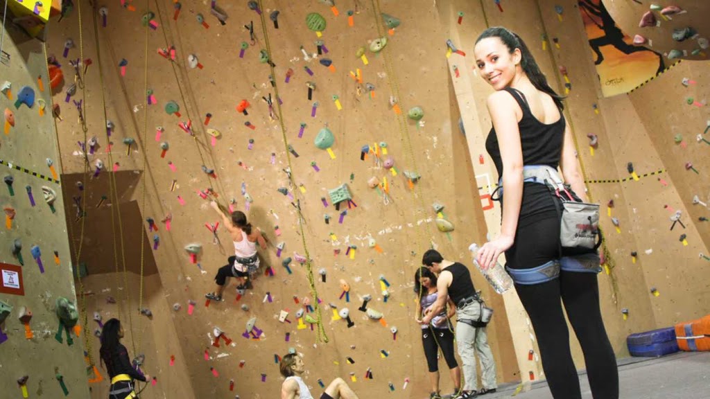 Rock Wall Climbing Gym Inc | 11455 201a St, Maple Ridge, BC V2X 0Y3, Canada | Phone: (604) 460-0808