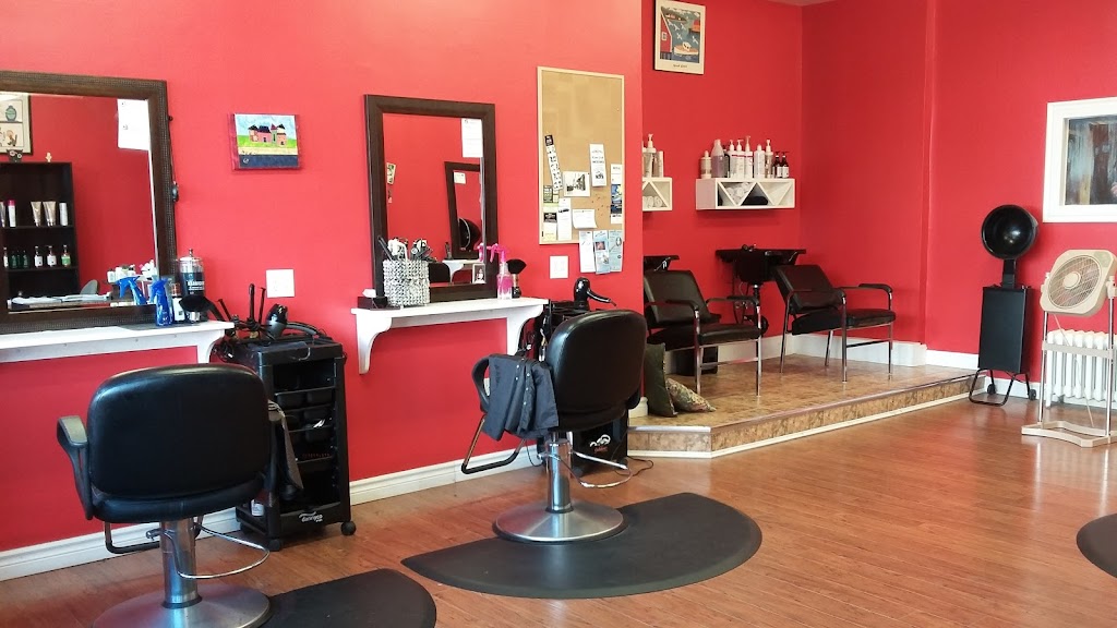 Busy Bees Salon | 97 Water St, Digby, NS B0V 1A0, Canada | Phone: (902) 245-6775