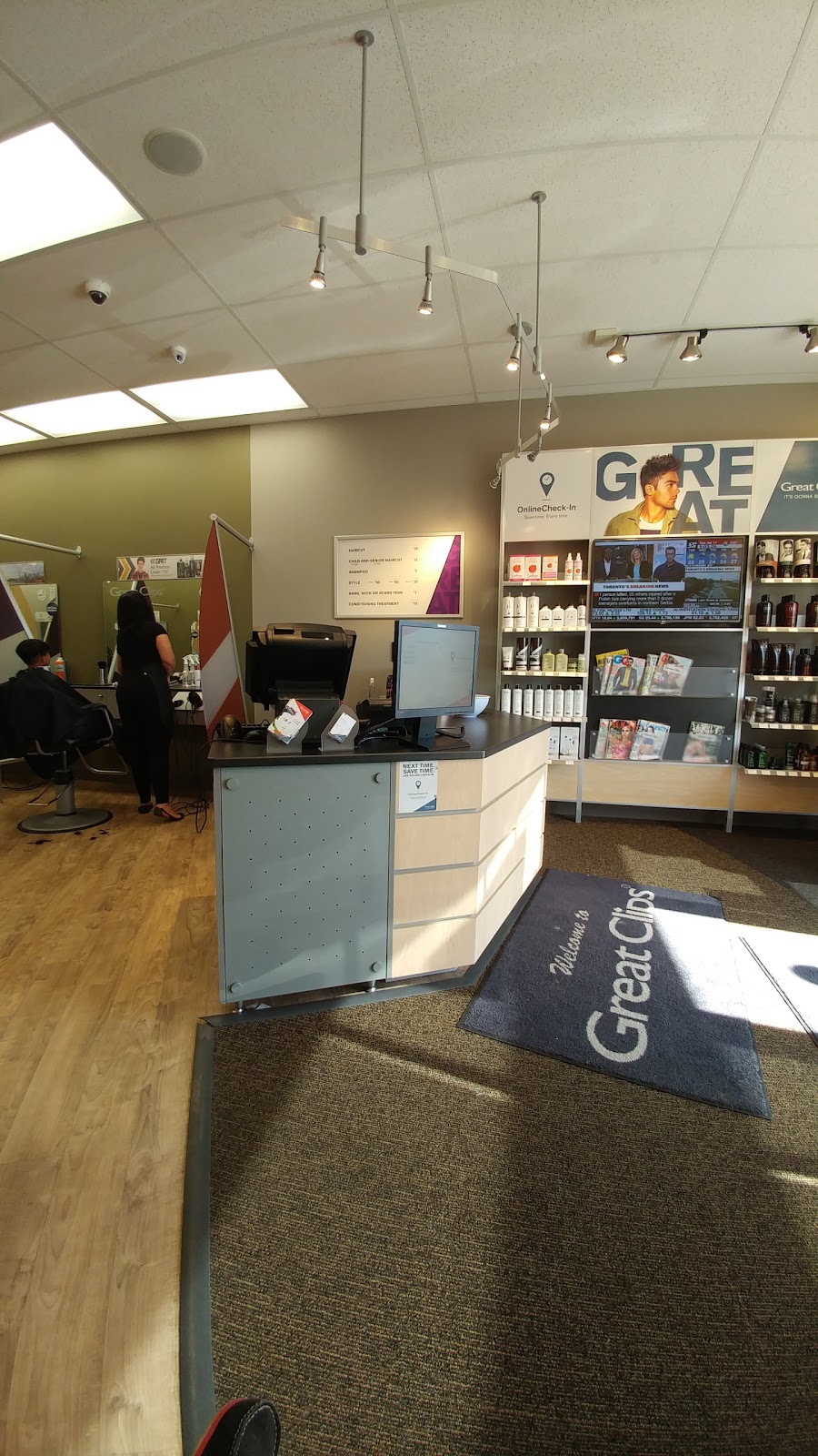 Great Clips | 224 Ritson Rd N, Oshawa, ON L1G 0B2, Canada | Phone: (905) 404-2626