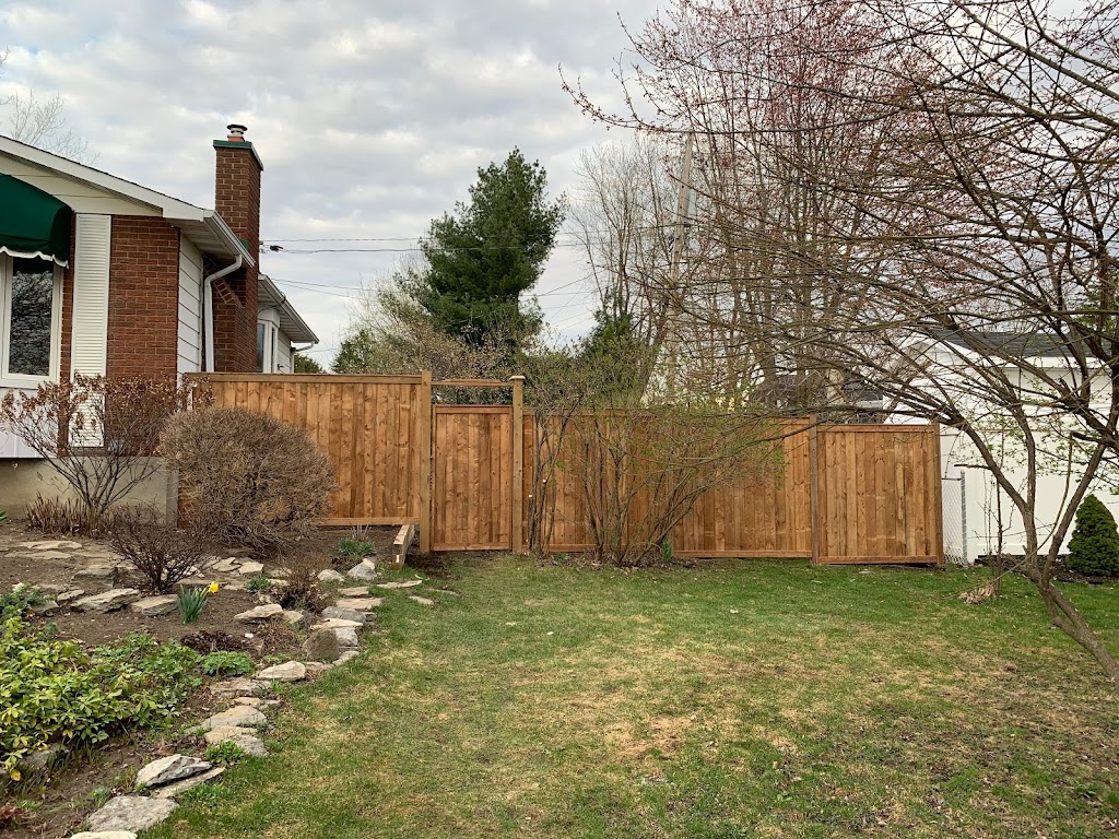 Clôture Ideal Fence | 2678 Mac St, Gloucester, ON K1V 8V1, Canada | Phone: (613) 833-1818