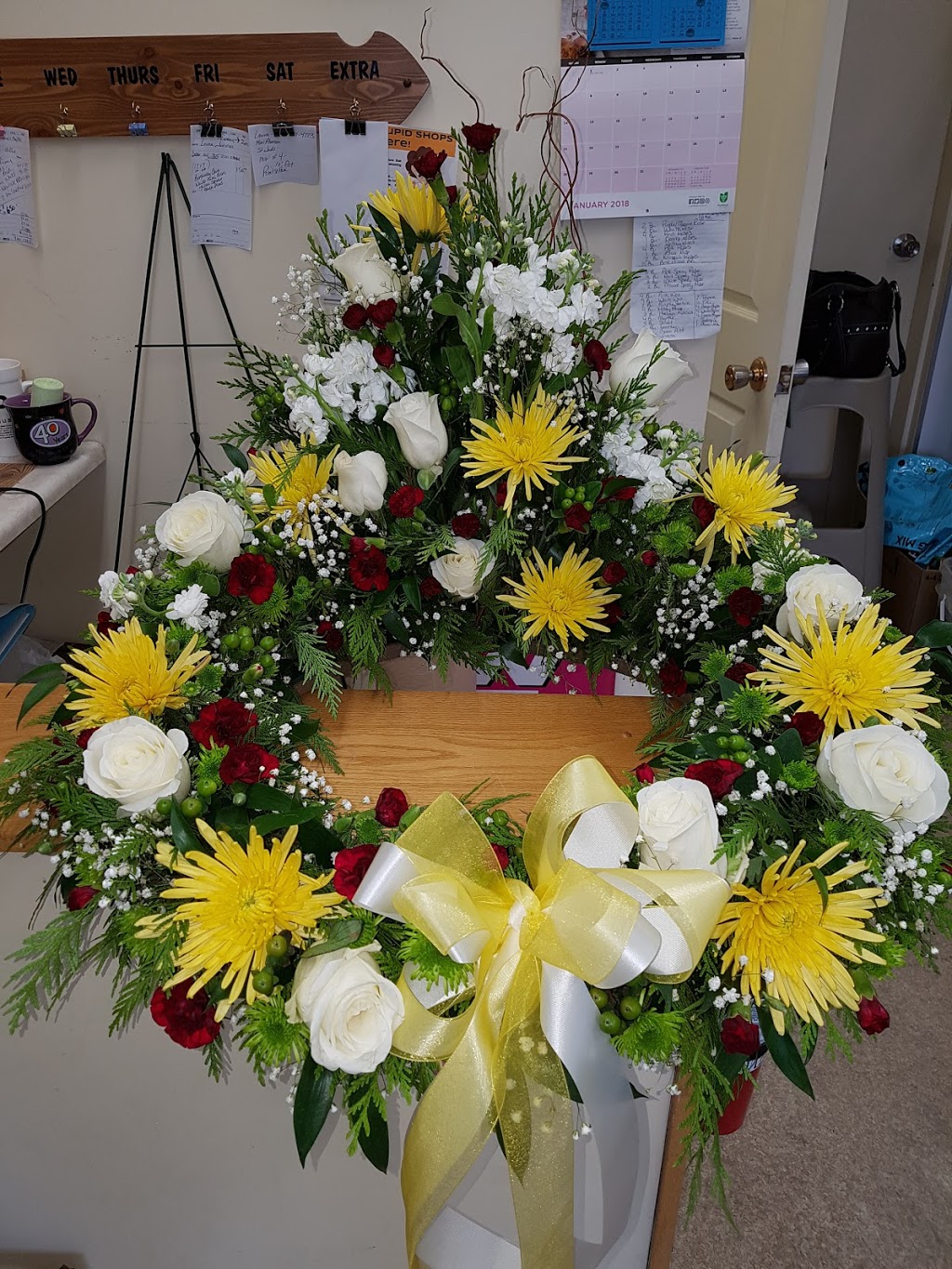 Ds Floral Expressions | 383 Centre St Unit 4, Espanola, ON P5E 1E4, Canada | Phone: (705) 869-8838