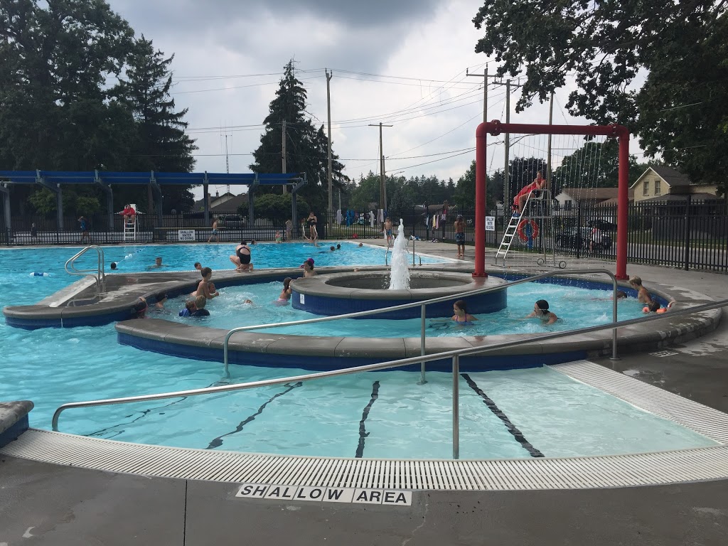 Fairgrounds Aquatic Park | 334 Metcalfe St W, Strathroy, ON N7G 3V5, Canada | Phone: (519) 245-0581