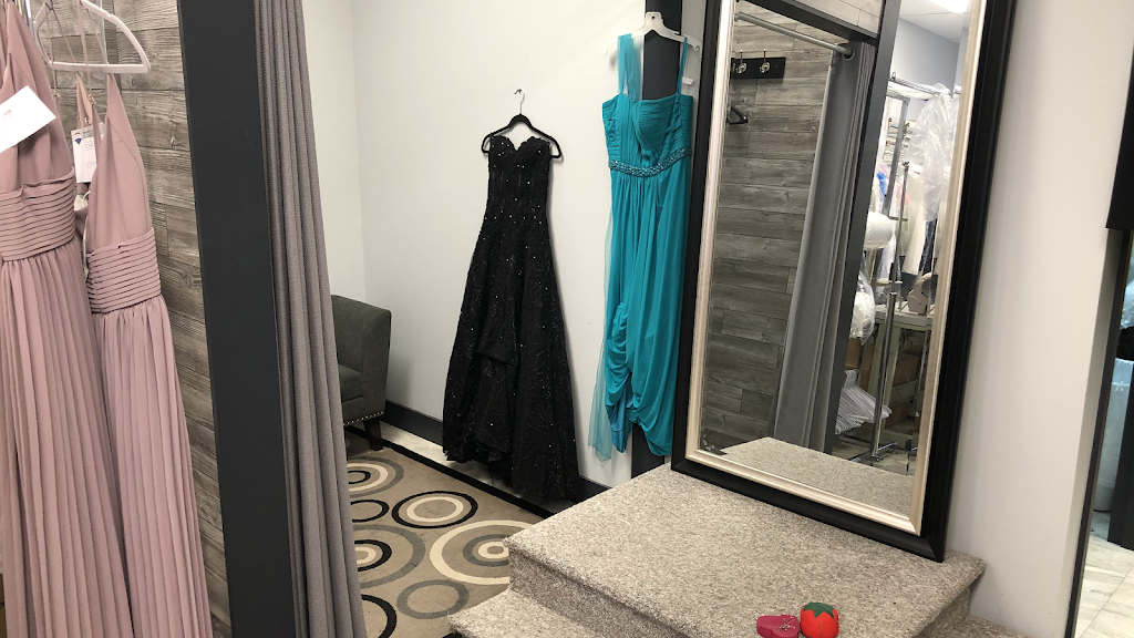 Couturière Atelier Nova Blainville | 360 Boulevard de la Seigneurie O suite 104, Blainville, QC J7C 5A1, Canada | Phone: (450) 951-6061