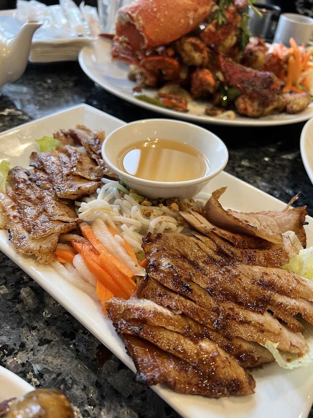 Saigon Star Restaurant | 330 Hwy 7, Richmond Hill, ON L4B 1S1, Canada | Phone: (905) 731-7221