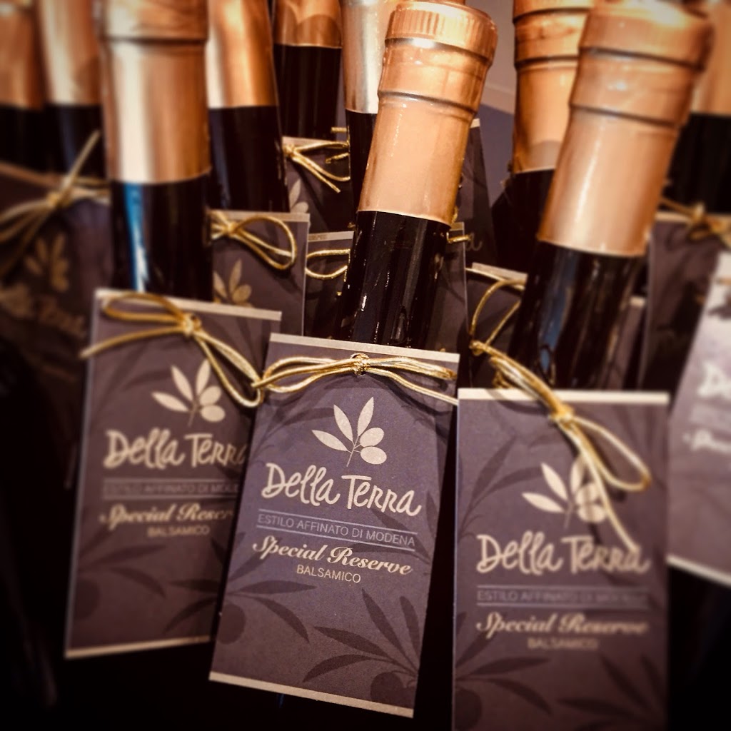 Della Terra | Fresh Olive Oil & Balsamic Tasting Bar | 211 Martindale Rd, St. Catharines, ON L2S 3V7, Canada | Phone: (905) 932-4007