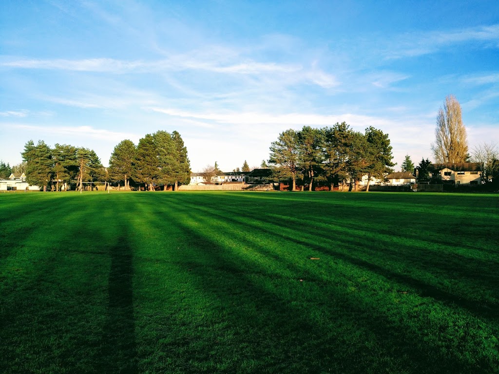 South Arm Outdoor Pool | 10100 S Arm Pl, Richmond, BC V7A 2E1, Canada | Phone: (604) 238-8035