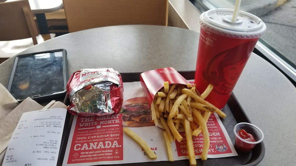 Wendys | 6585 Airport Rd, Mississauga, ON L4V 1E5, Canada | Phone: (905) 678-7846