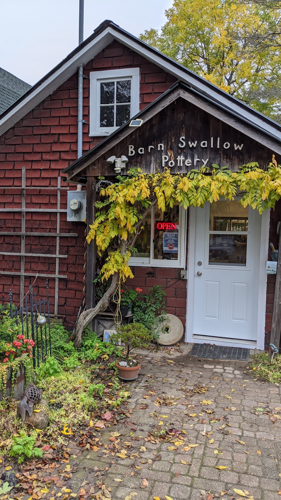 Barn Swallow Pottery | 2530 Concession Rd 6, Greenwood, ON L0H 1H0, Canada | Phone: (905) 427-0598