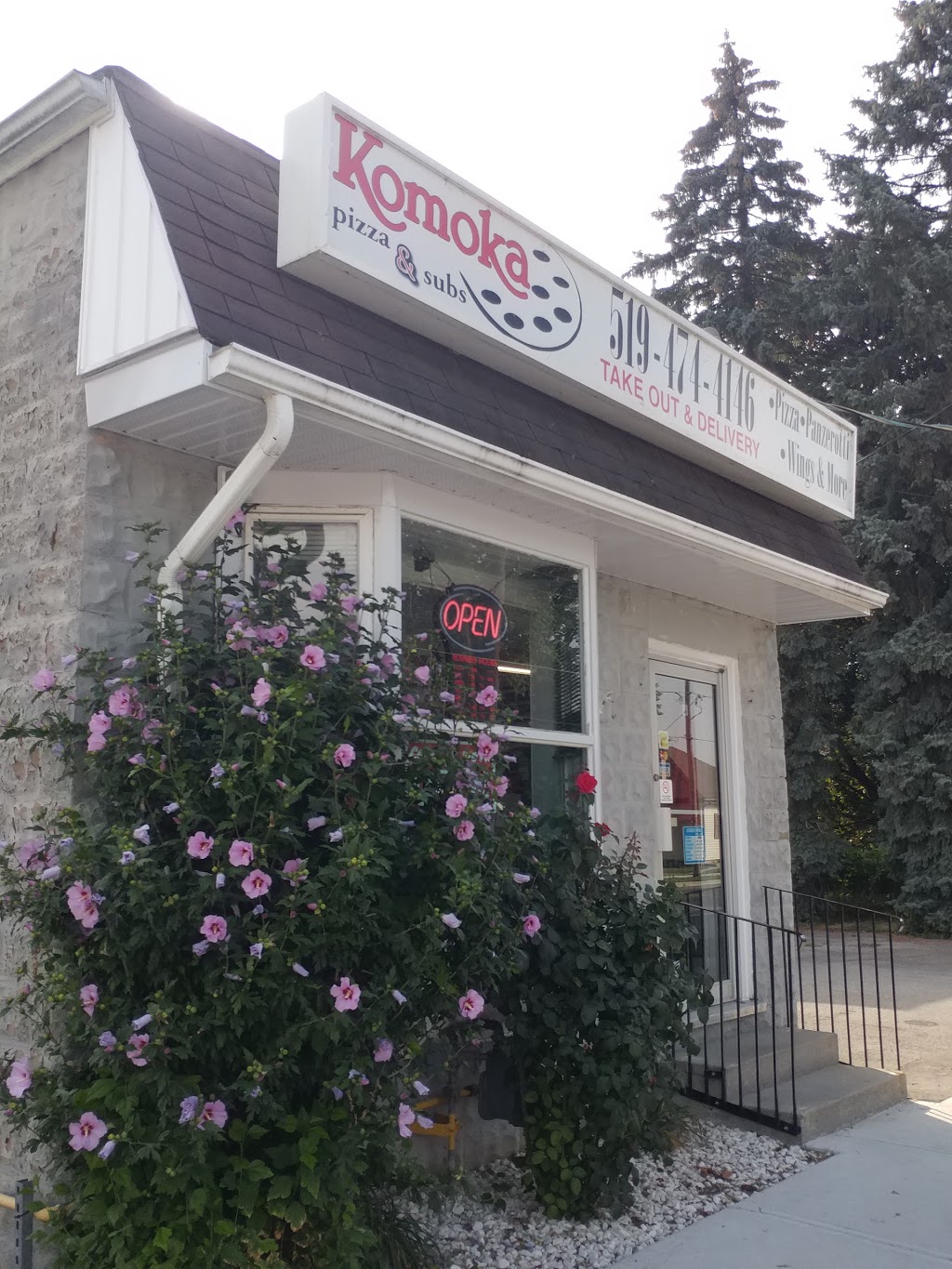 Komoka Pizza & Subs | 22637 Komoka Rd, Komoka, ON N0L 1R0, Canada | Phone: (519) 474-4146