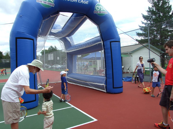 Elmridge Park Tennis Club | 1841 Elmridge Dr, Gloucester, ON K1J 6R8, Canada | Phone: (613) 748-0490