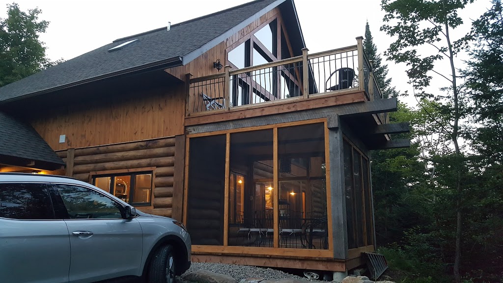 Chalet de Lynx | 706 Chemin des Montfortains, Wentworth-Nord, QC J0T 1Y0, Canada | Phone: (514) 463-1677