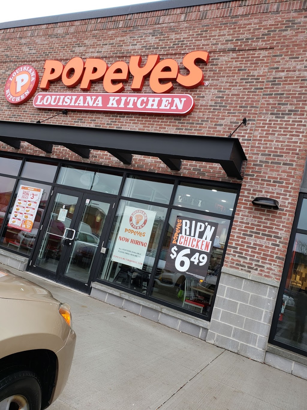 Popeyes Louisiana Kitchen | 604 Santa Maria Blvd, Milton, ON L9T 7P1, Canada | Phone: (905) 878-9888