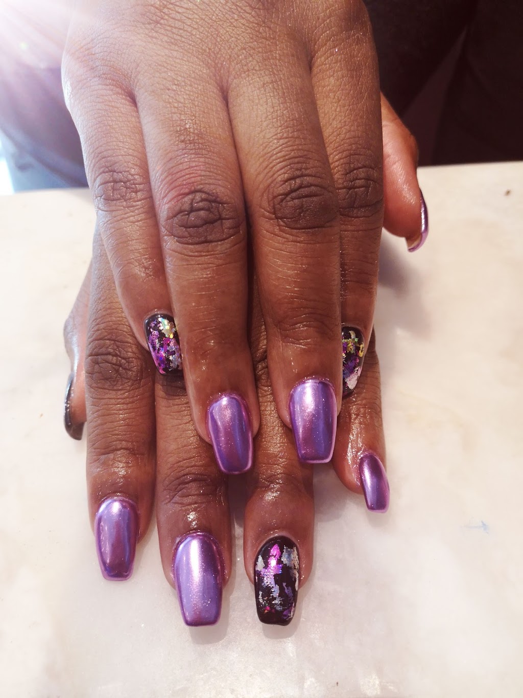 Nails Republic | 386 Sheppard Ave E unit6, North York, ON M2N 3B7, Canada | Phone: (647) 352-0386