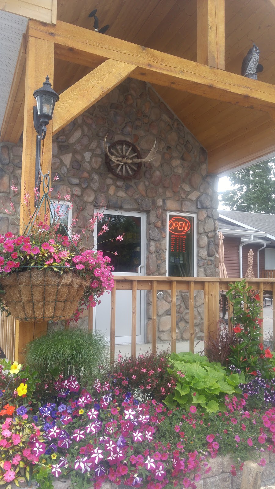 Silver Birch Resort & Outfitting | Park Rd, Moose Lake, MB R0A 1Z0, Canada | Phone: (204) 437-2443