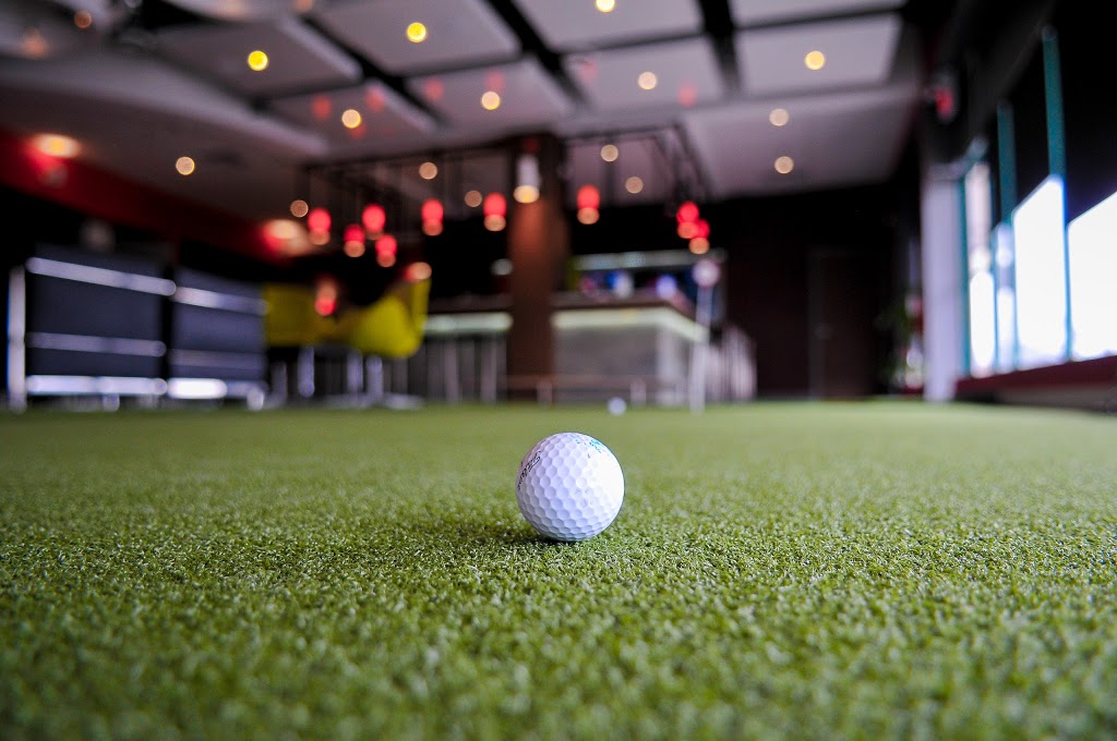 The Golf Lounge | 115 York Blvd Unit 10, Richmond Hill, ON L4B 3B4, Canada | Phone: (905) 762-8883