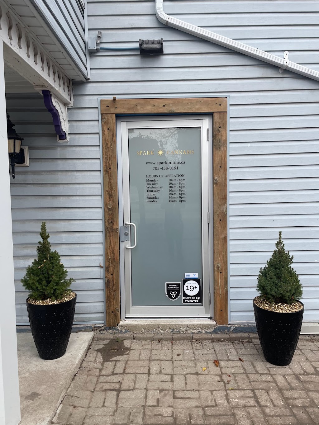 Spark Cannabis Cookstown | 12 Queen St, Cookstown, ON L0L 1L0, Canada | Phone: (705) 458-0191