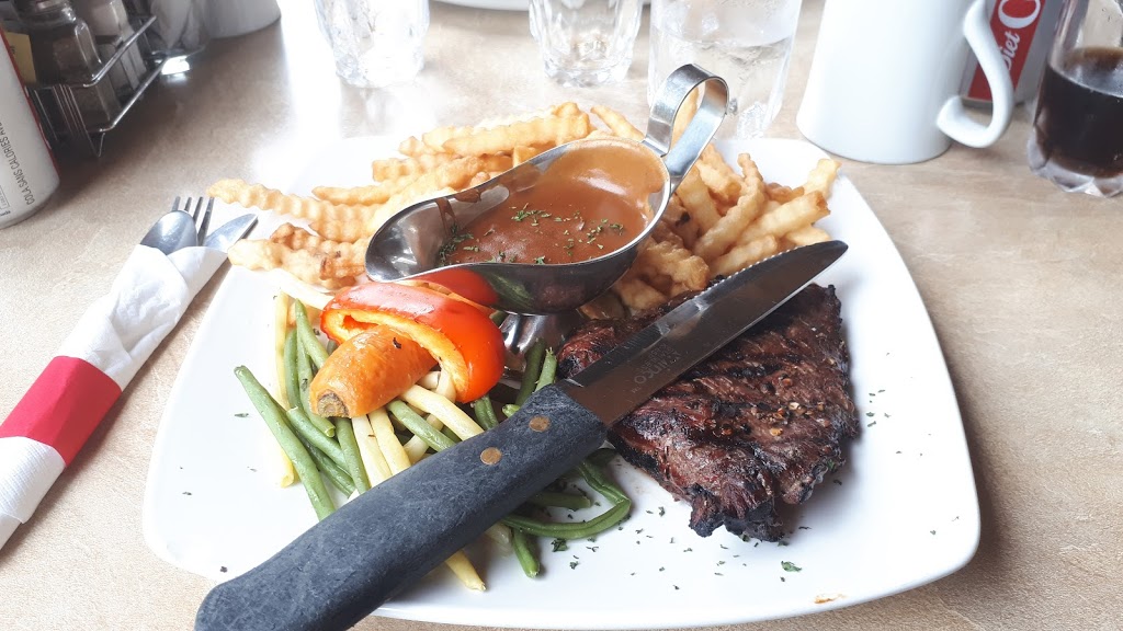 Restaurant LAgora | 1651 Avenue Saint-Louis, Plessisville, QC G6L 2N1, Canada | Phone: (819) 621-2424