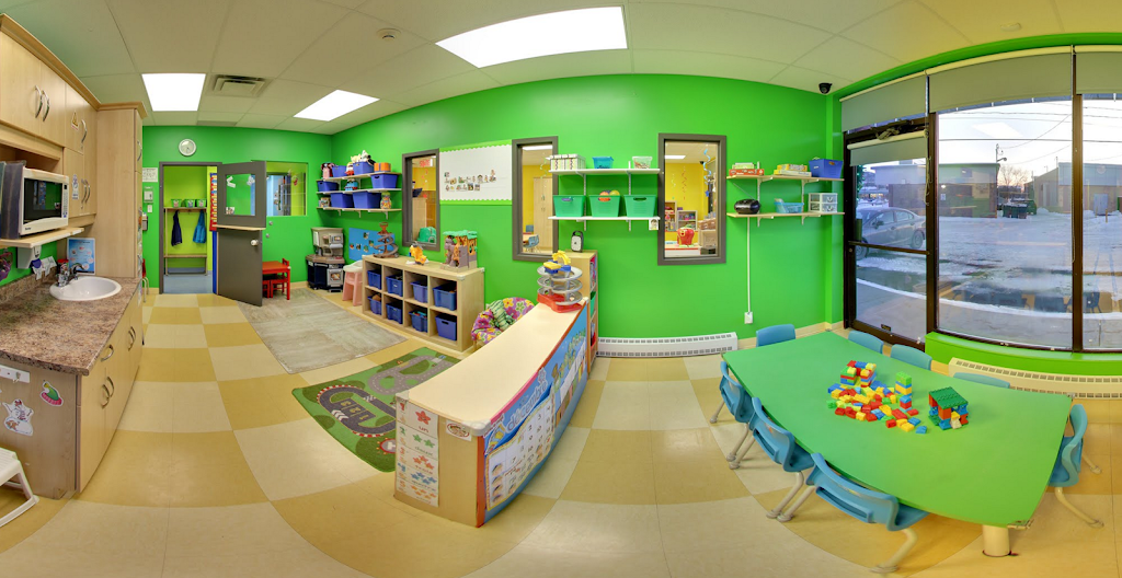 Centre Éducatif Mini-Mousses | 2001 Rue Norman Bethune, Sainte-Julie, QC J3E 2S7, Canada | Phone: (450) 986-1590