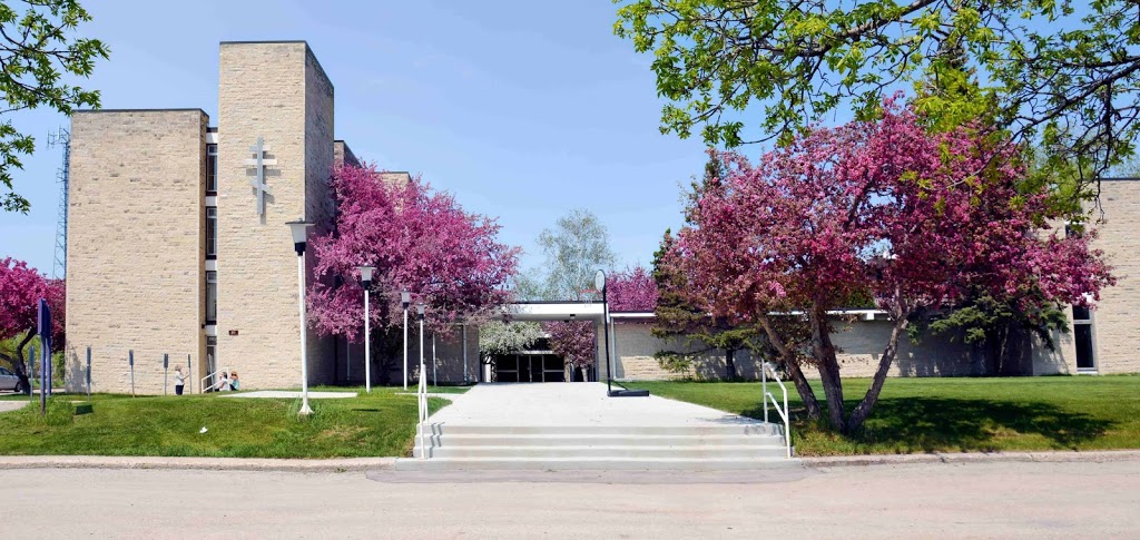 St Andrews College | 29 Dysart Rd, Winnipeg, MB R3T 2M7, Canada | Phone: (204) 474-8895