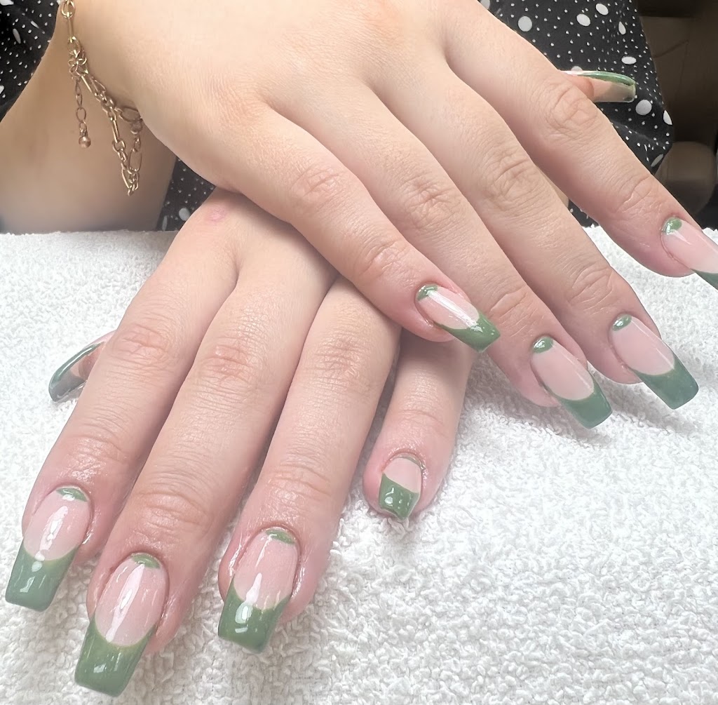 Winnipeg Nails | 629 Corydon Ave, Winnipeg, MB R3M 0W3, Canada | Phone: (204) 284-8402