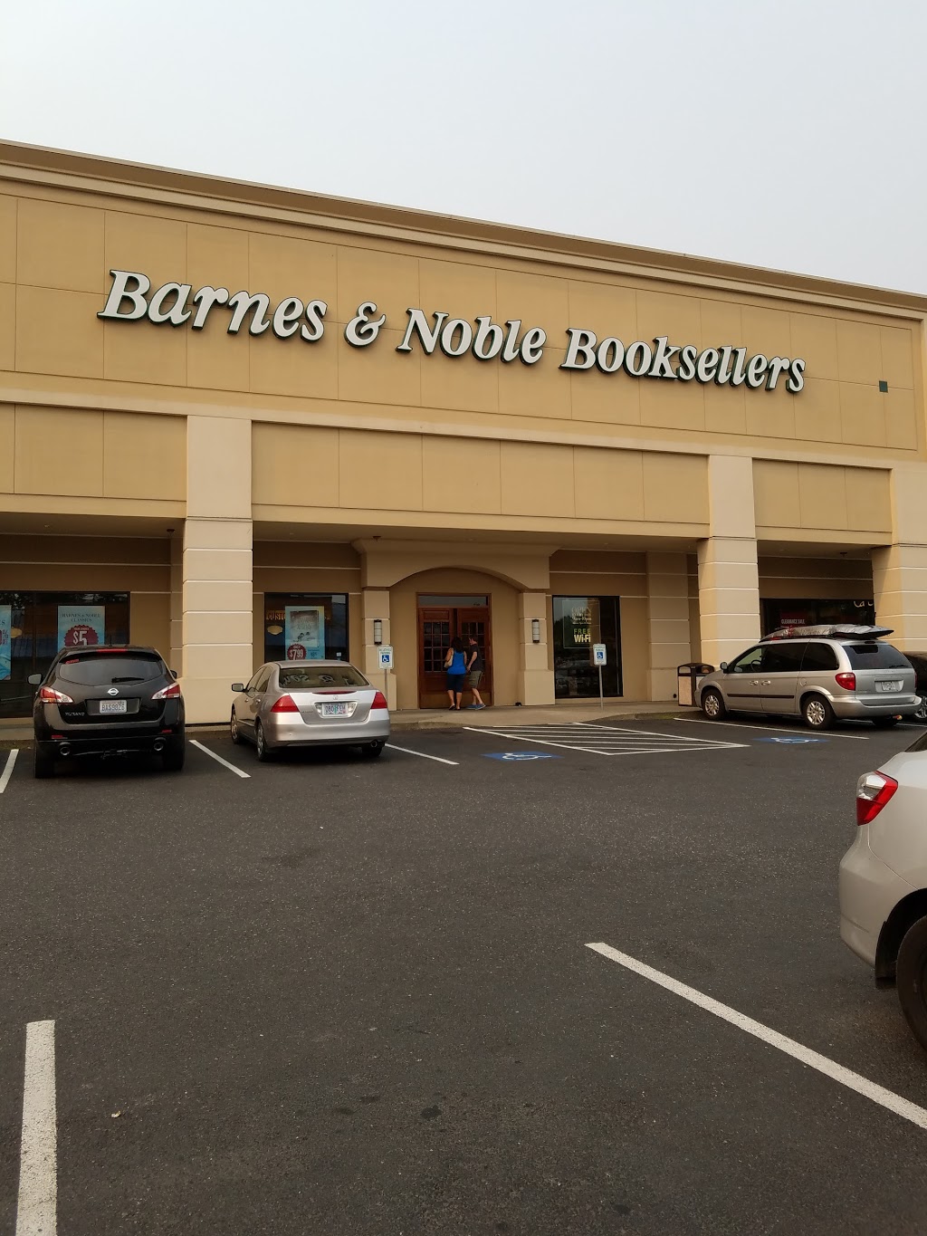 Barnes & Noble | 4099 Meridian St, Bellingham, WA 98226, USA | Phone: (360) 647-7018